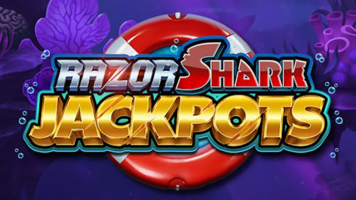 Tampilan visual bawah laut yang memukau dari slot Razor Shark Jackpots dengan hiu dan terumbu karang.